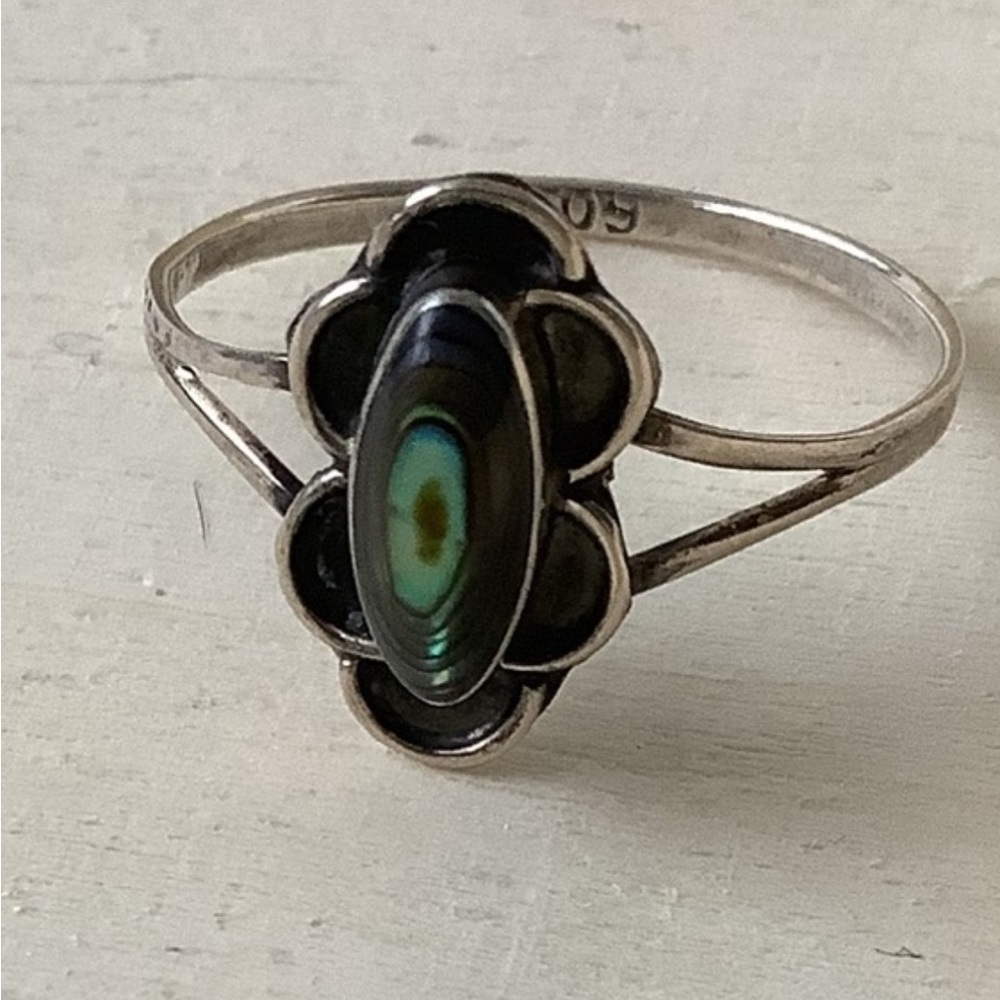 vintage silver abalone flower ring